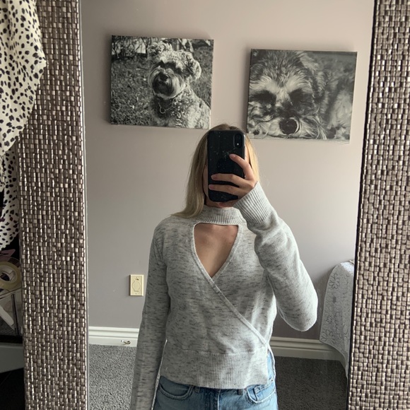 Seven Sisters Knit Sweater - Picture 9 of 9